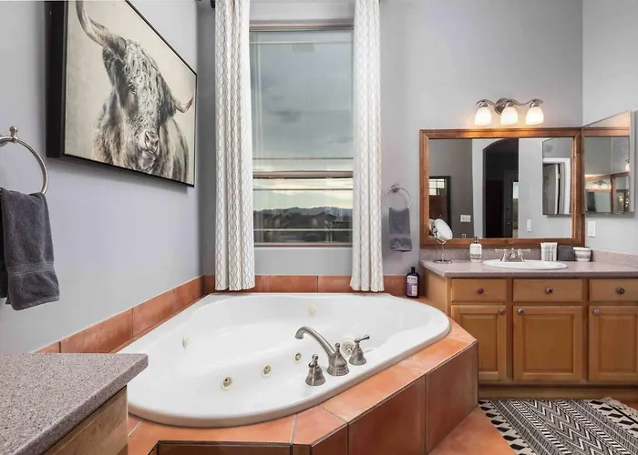 Holiday home Stargazers Private Paradise With Pool And Hot Tub! *