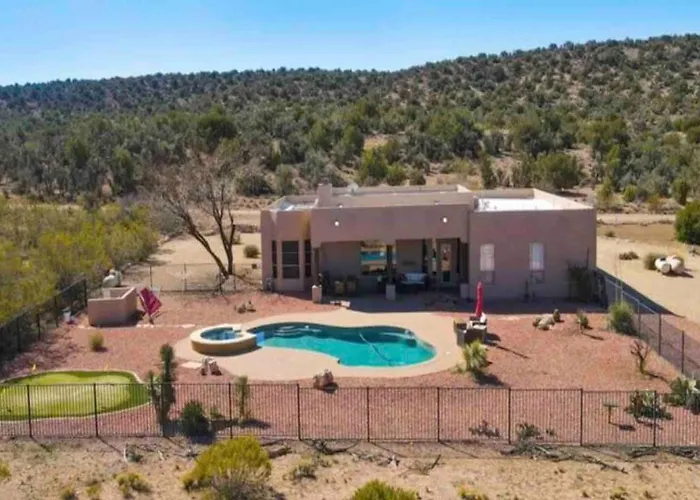 Holiday home Stargazers Private Paradise With Pool And Hot Tub! *